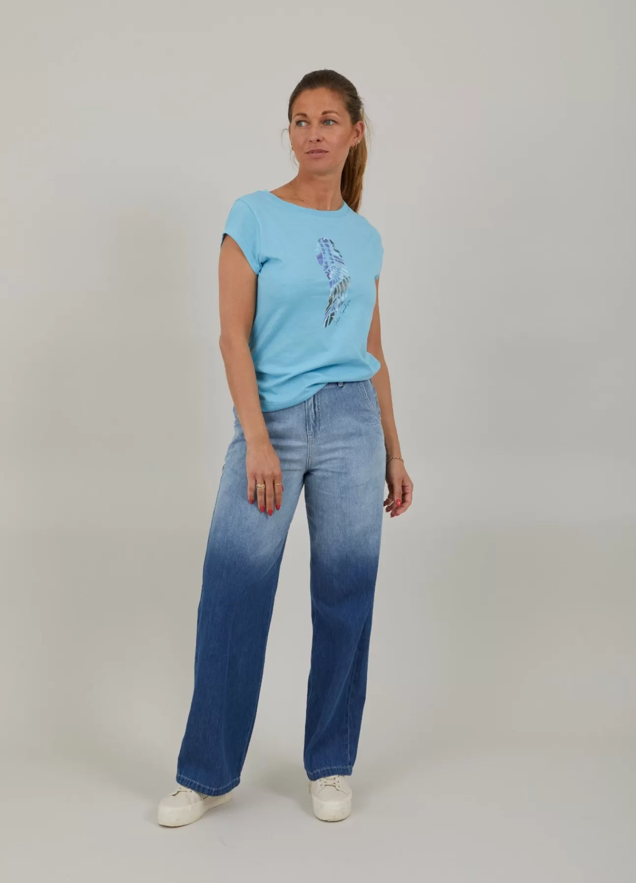 Outlet Flow Wing T-Shirt Kvinde T-Shirts