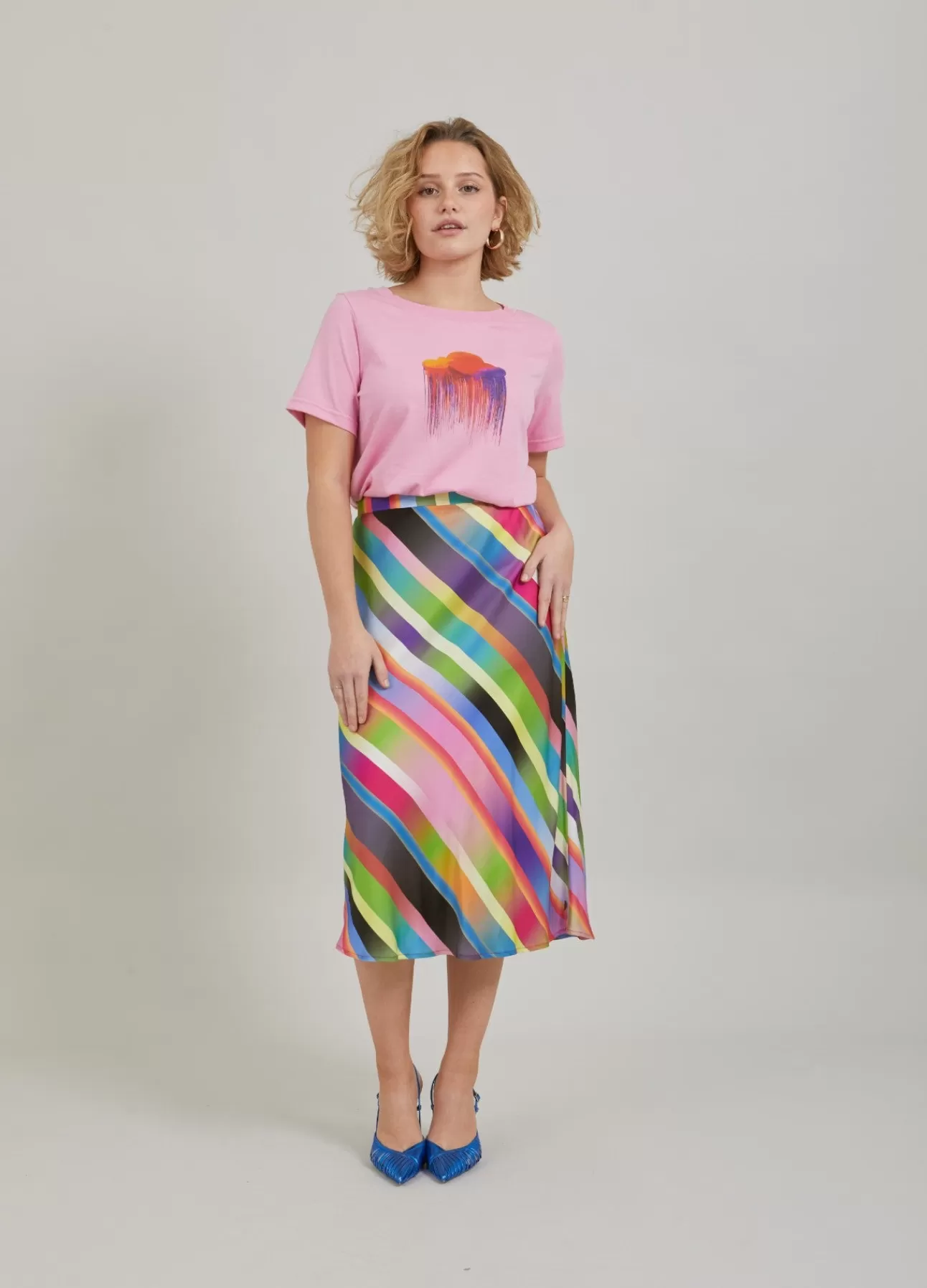 Clearance Kjole I Faded Stribe Print Kvinde Nederdele