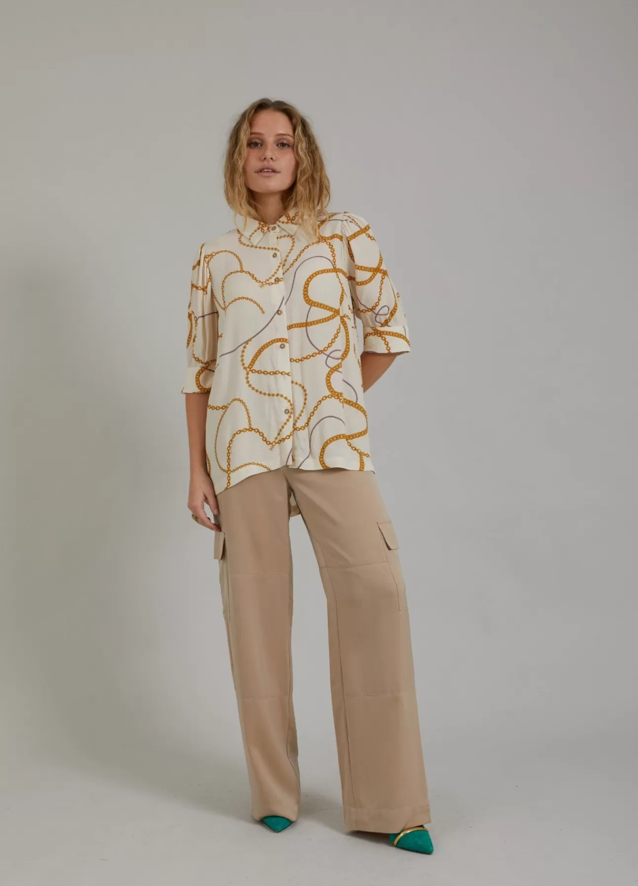 Clearance Skjorte M. 3/4 Laengde Aermer Og Chain Print Kvinde Skjorter Og Bluser