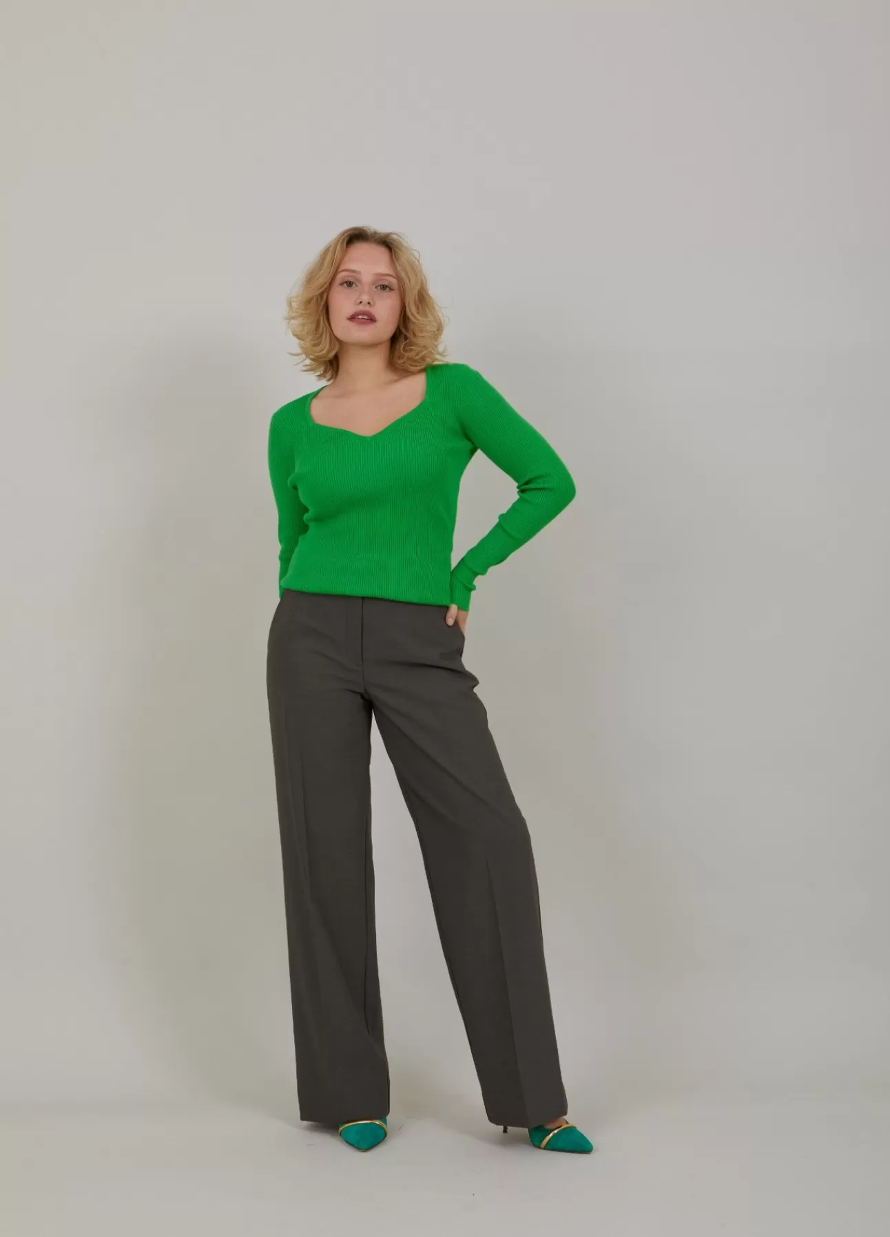 Sale Strik M. Heart Shape Hals Kvinde Strik