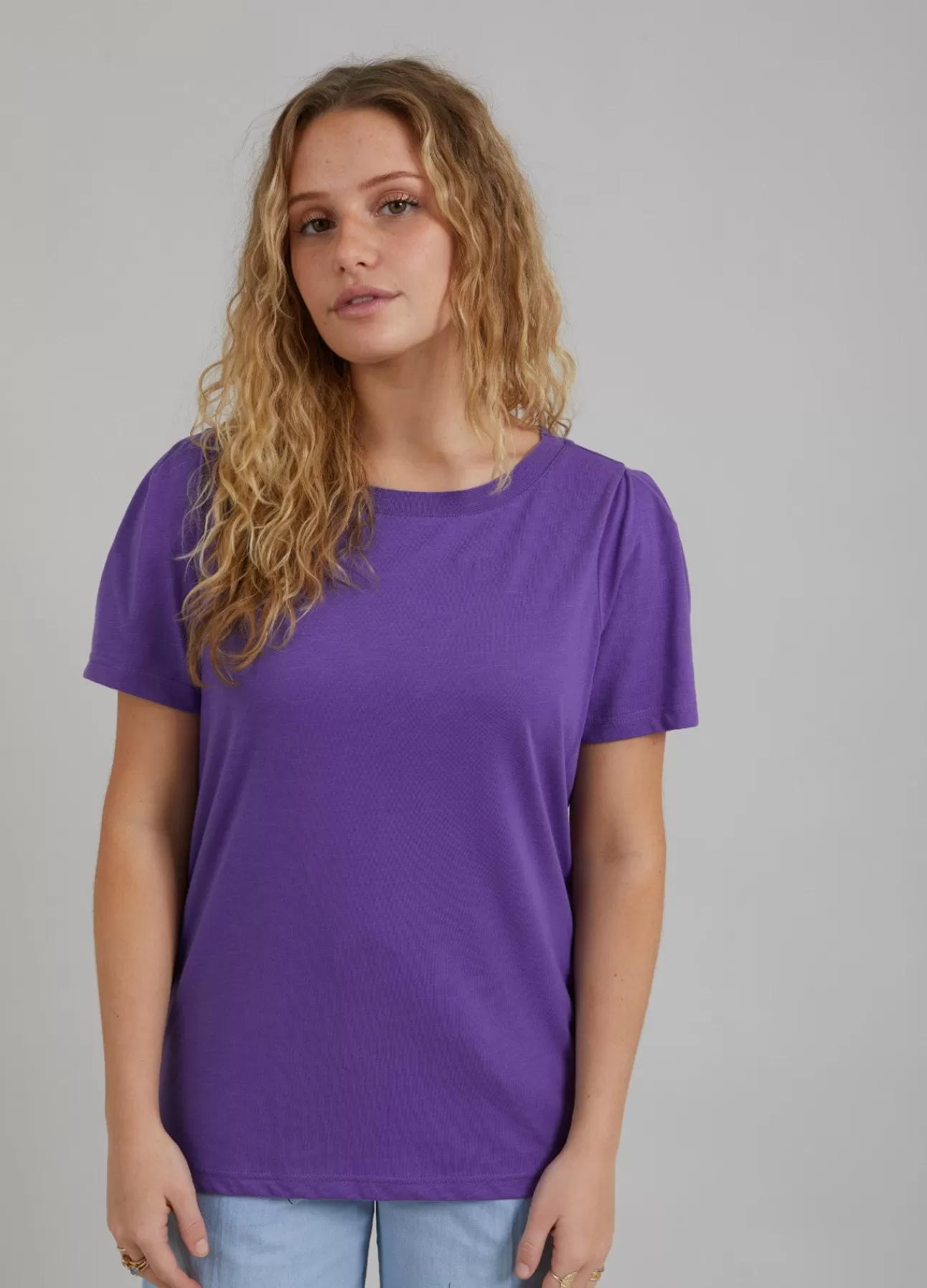 Sale T-Shirt M. Pressefolder Kvinde T-Shirts