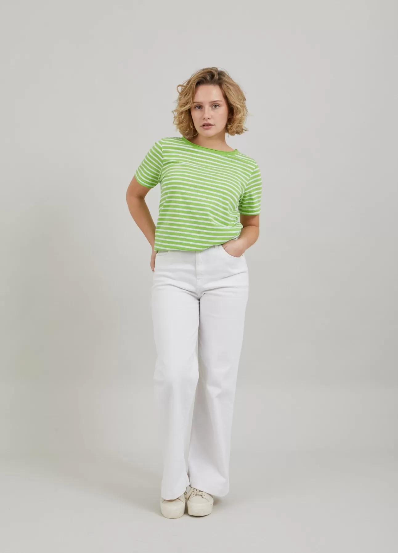 Hot T-Shirt M. Striber Kvinde T-Shirts
