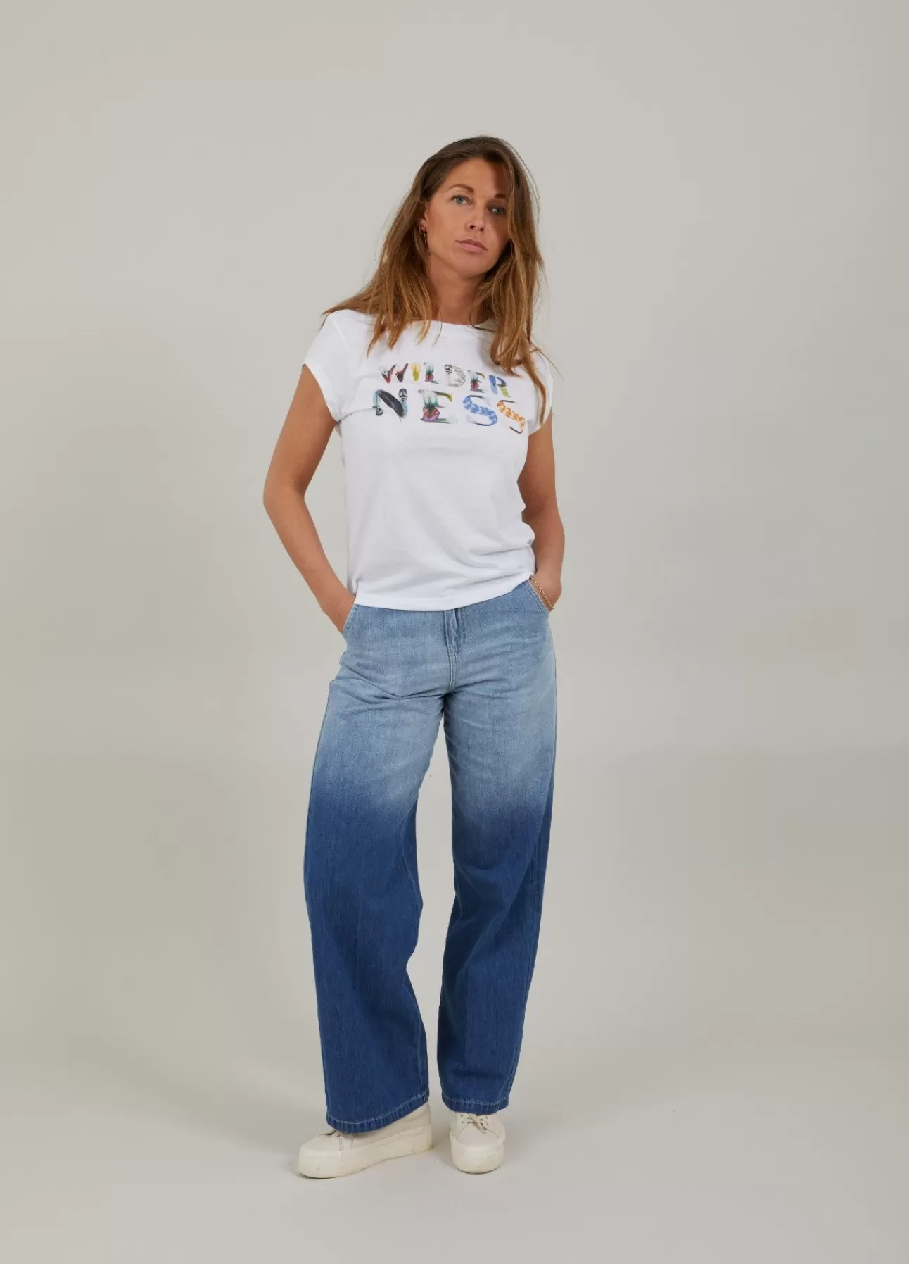Discount Wilderness T-Shirt Kvinde T-Shirts